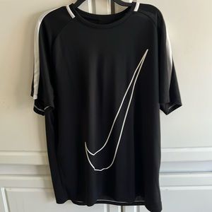 Nike, men’s, dri-fit, big swoosh, short sleeve tee, size xxl